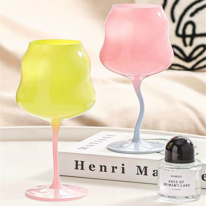 Wine Beer Foot - แก้วไวน์ทรงสูงแบบยุโรป 2 ใบ ลายครีมทวิสต์ แก้วทรงสูงลายหัวใจสาวๆ ของตกแต่งแก้ว
