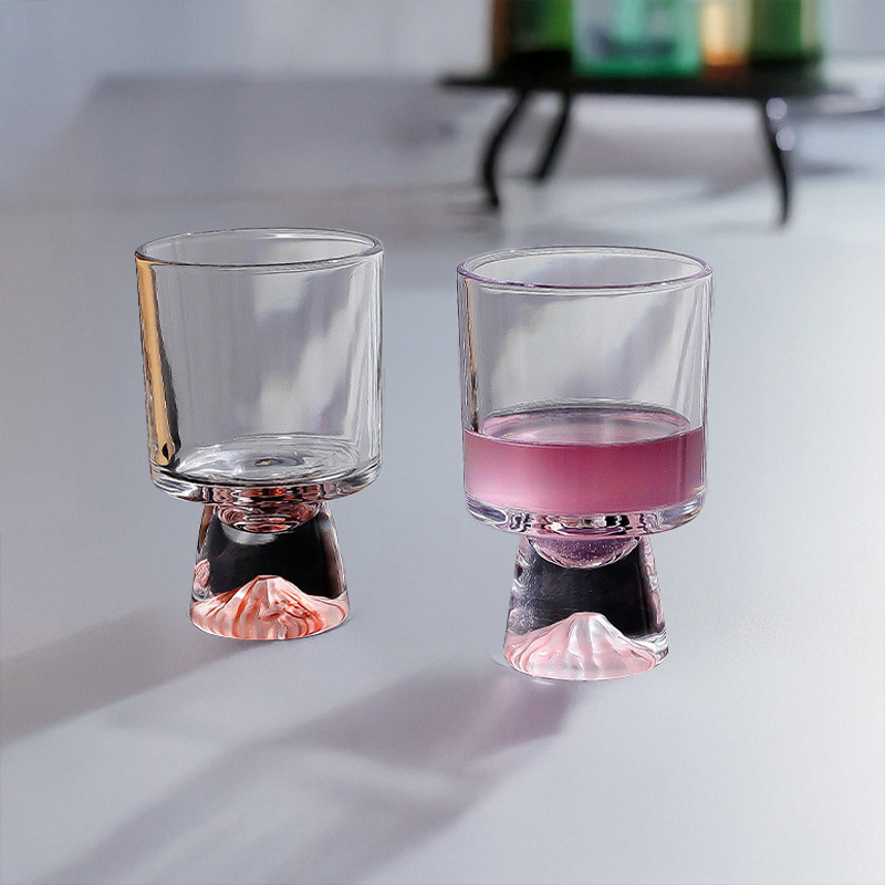 ถ้วยแก้วภูเขาสีชมพู, ไฮเอนด์นิ - Wine Beer Foot บทวิจารณ์และราคา
